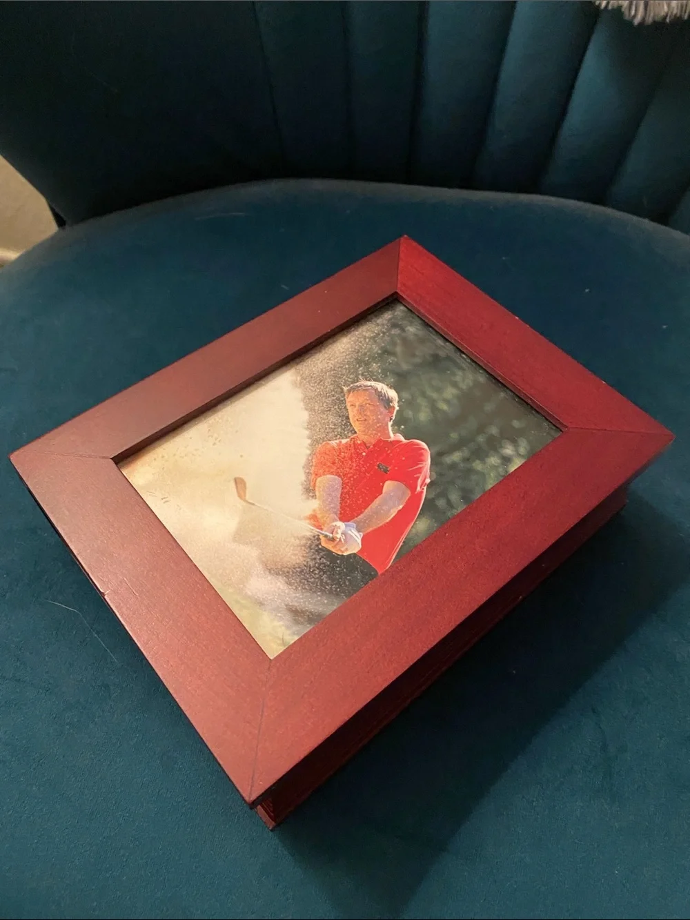 Jewelry box with photo frame